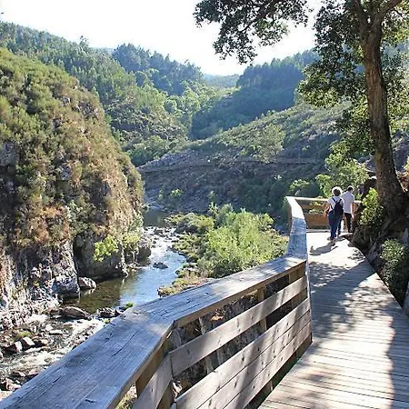 Belo Encanto Do Paiva *
