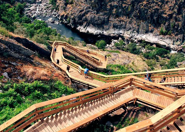 Belo Encanto Do Paiva * 派瓦堡